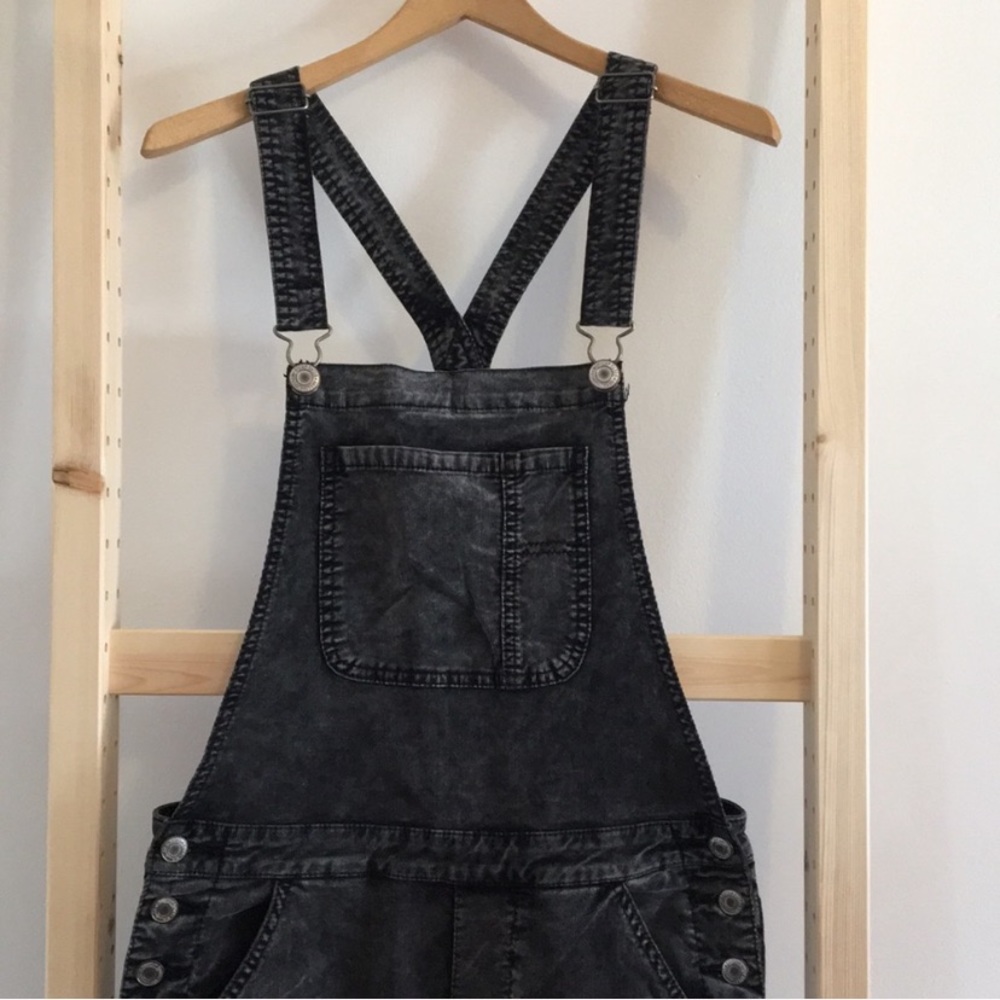 American Eagle Overalls